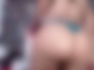 Live cam show with DESIRE10INCHES - Tease on Mixed Magazine Live
