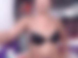 Live cam show with DESIRE10INCHES - English on xxxlivecams.org
