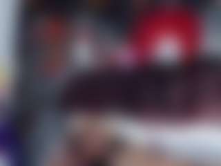 Live cam show with DESIRE10INCHES - Latina on CamwithHer | colombia