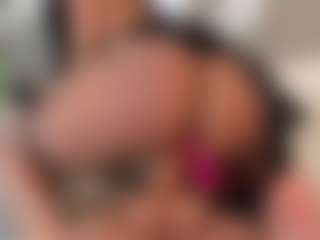 Live cam show with dionneventuri - Sexting on boobsie.com