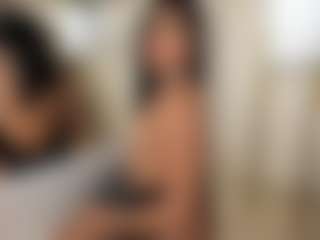 Live cam show with dionneventuri - Teen (18+) on 1on1-livenow