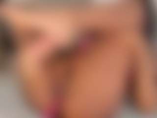 dionneventuri's Live Sex Cam Show