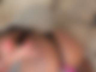 dionneventuri's Live Sex Cam Show