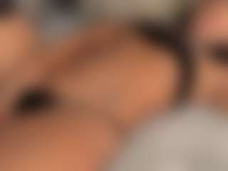 dionneventuri's Live Sex Cam Show