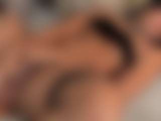 dionneventuri's Live Sex Cam Show
