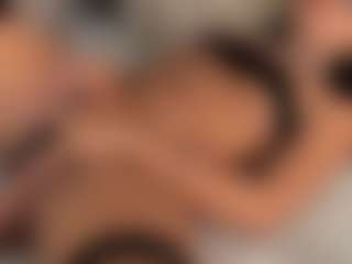 dionneventuri's Live Sex Cam Show