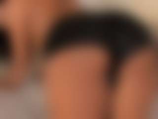 Live cam show with dionneventuri - Young Adult on https://playwithruby.com