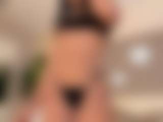 dionneventuri's Live Sex Cam Show