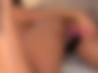 dionneventuri's Live Sex Cam Show