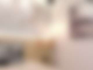 Live cam show with dionneventuri - Striptease on liverealitysex.com