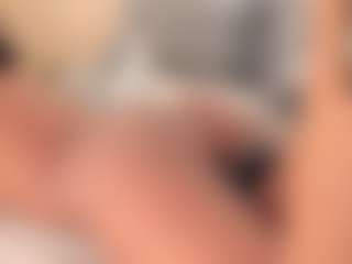 dionneventuri's Live Sex Cam Show