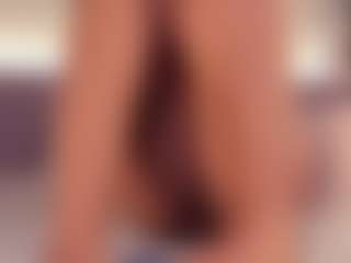 dionneventuri's Live Sex Cam Show