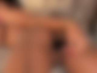 dionneventuri's Live Sex Cam Show