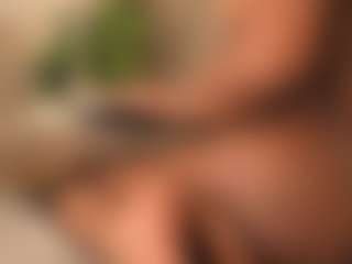 dionneventuri's Live Sex Cam Show