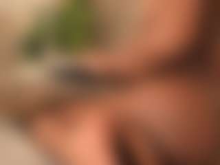 dionneventuri's Live Sex Cam Show