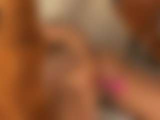 dionneventuri's Live Sex Cam Show