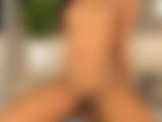 dionneventuri's Live Sex Cam Show