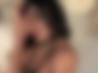 dionneventuri's Live Sex Cam Show