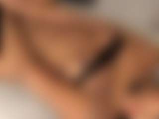 dionneventuri's Live Sex Cam Show