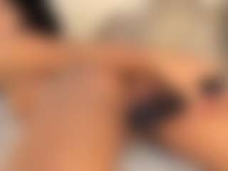 dionneventuri's Live Sex Cam Show