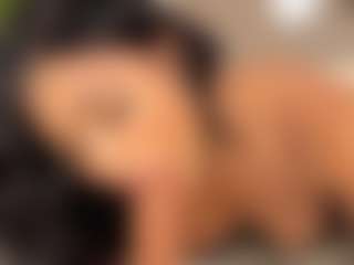 dionneventuri's Live Sex Cam Show