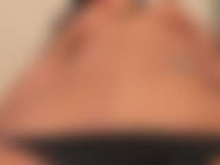 dionneventuri's Live Sex Cam Show