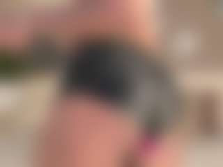 dionneventuri's Live Sex Cam Show
