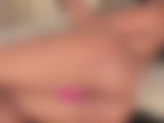 dionneventuri's Live Sex Cam Show