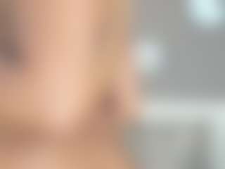dionneventuri's Live Sex Cam Show