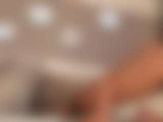dionneventuri's Live Sex Cam Show