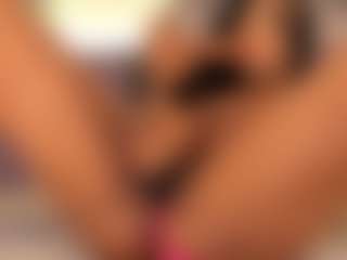dionneventuri's Live Sex Cam Show