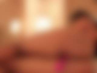 dionneventuri's Live Sex Cam Show
