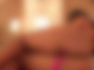 dionneventuri's Live Sex Cam Show