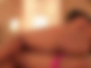 dionneventuri's Live Sex Cam Show