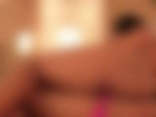 dionneventuri's Live Sex Cam Show