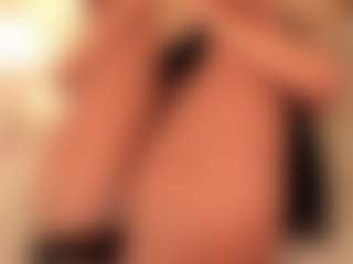 dionneventuri's Live Sex Cam Show