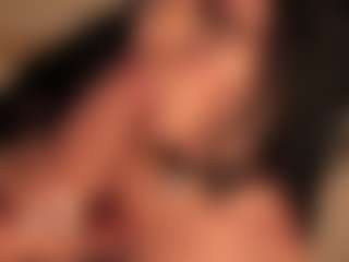dionneventuri's Live Sex Cam Show