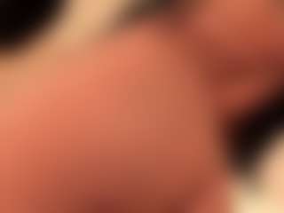 Live cam show with dionneventuri - Blowjob on Camsoda