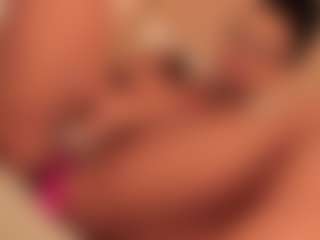 dionneventuri's Live Sex Cam Show