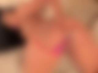 dionneventuri's Live Sex Cam Show