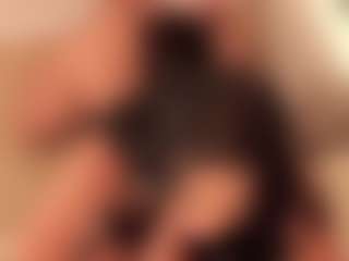 dionneventuri's Live Sex Cam Show