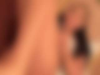 dionneventuri's Live Sex Cam Show