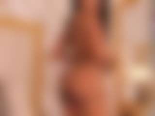 dionneventuri's Live Sex Cam Show