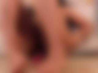 dionneventuri's Live Sex Cam Show