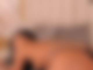 dionneventuri's Live Sex Cam Show