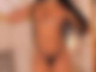 dionneventuri's Live Sex Cam Show