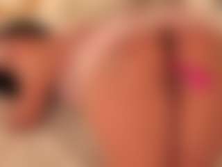 dionneventuri's Live Sex Cam Show