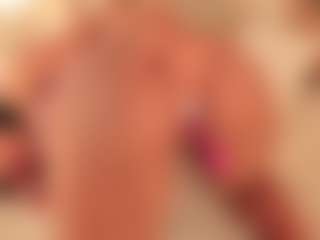 dionneventuri's Live Sex Cam Show