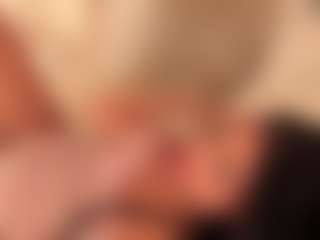 dionneventuri's Live Sex Cam Show