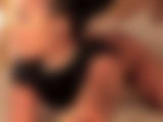 dionneventuri's Live Sex Cam Show